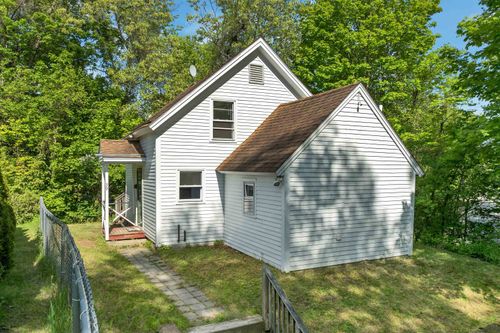 39 Summit St, Franklin, NH, 03235-1554 | Card Image