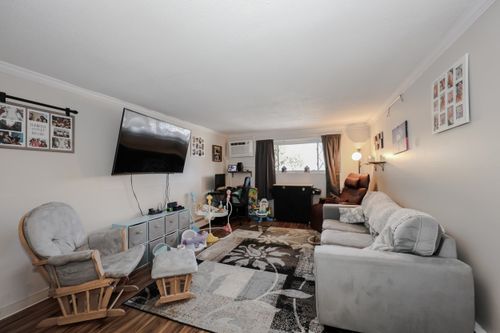 7-13 Silvestri Cir, Derry, NH, 03038-1334 | Card Image