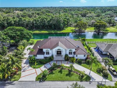 7820 Sw 173 Terrace, House other with 5 bedrooms, 4 bathrooms and null parking in Palmetto Bay FL | Image 1