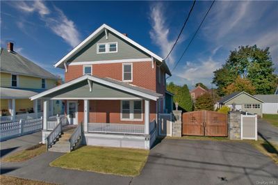 View of front of house with covered porch | Image 1