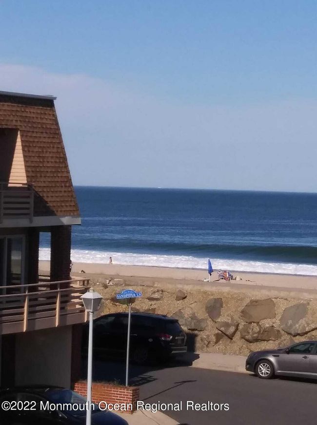 12 Sandpiper Lane, Sold in Sea Bright Zoocasa