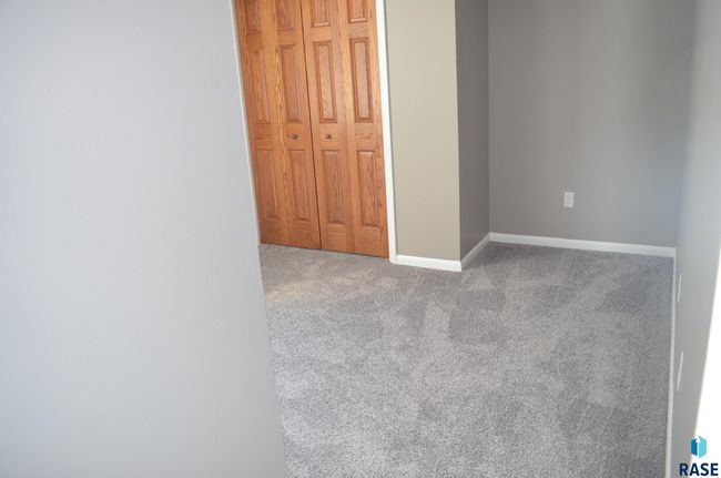 912 S Cloudas Ave, House other with 5 bedrooms, 2 bathrooms and null parking in Sioux Falls SD | Image 19