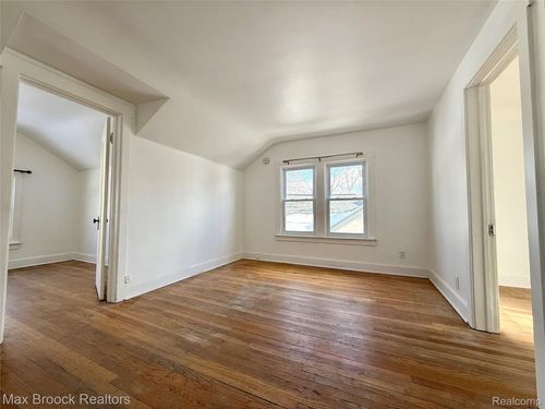 36 Bernhard Ave, Hazel Park, MI, 48030-2219 | Card Image