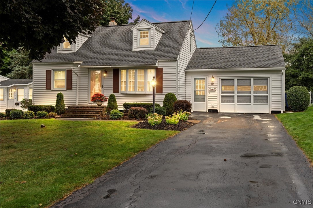 Jarrett Dr, Syracuse, NY 13219