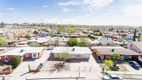 1008 Kingswreath Pl, El Paso, TX, 79907-2910 | Card Image