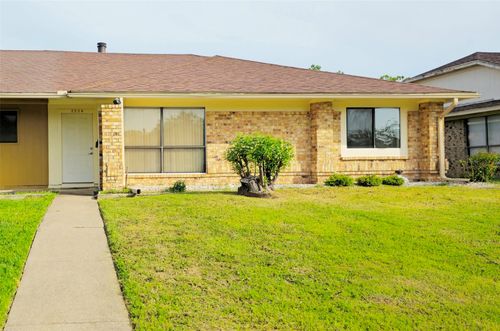 2224 Limestone Ln, Garland, TX, 75040-3763 | Card Image