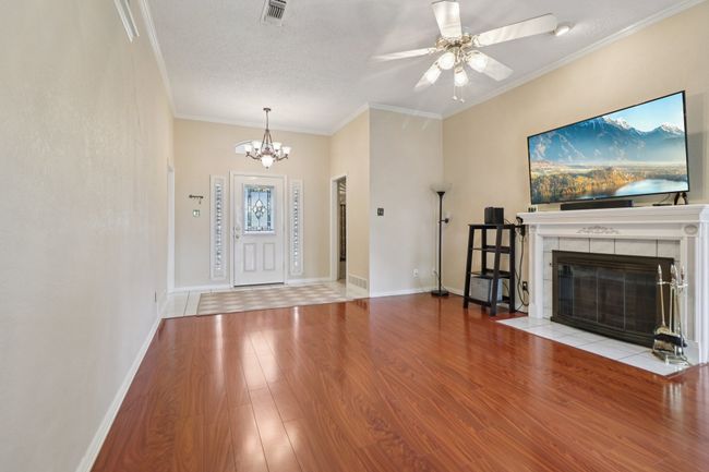 409 Meadow Ln, House other with 3 bedrooms, 2 bathrooms and null parking in Denton TX | Image 8