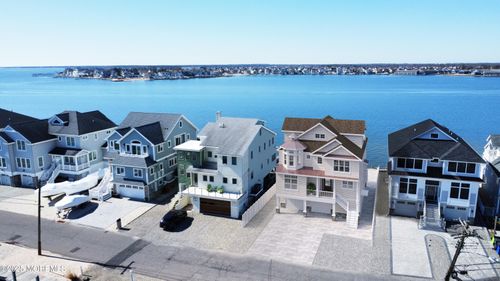 13 Paul Jones Dr, Brick, NJ, 08723-7521 | Card Image