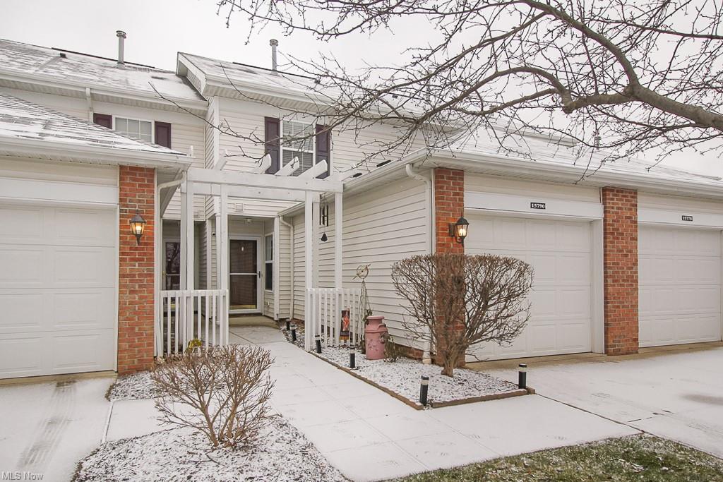 15790 Foxglove Lane, Sold in Middleburg Heights Zoocasa