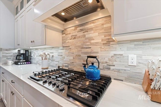 22962 Signature Pointe Ln, House other with 4 bedrooms, 3 bathrooms and 4 parking in Wilder ID | Image 23