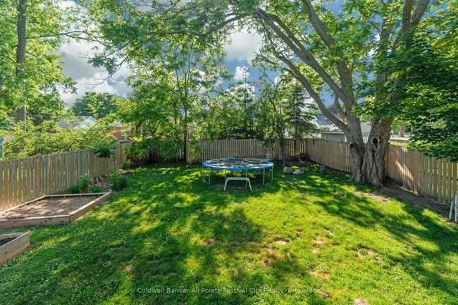 186 Hincks St, House other with 2 bedrooms, 2 bathrooms and 4 parking in Goderich ON | Image 31