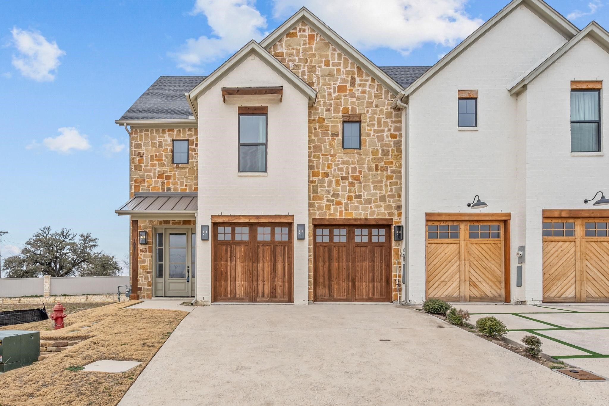 Residential Lease in Aledo 3