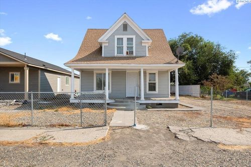 318 N 3rd Ave, Mabton, WA, 98935-0170 | Card Image