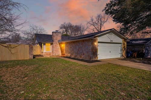 8400 Seminary Ridge Dr, Austin, TX, 78745-7513 | Card Image
