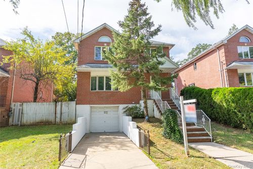 87-16 Palo Alto St, Hollis, NY, 11423-1241 | Card Image