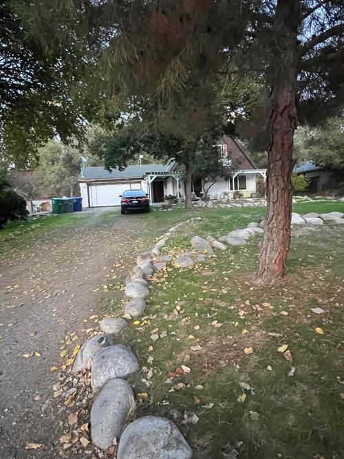 40954 Cherokee Oaks Dr, Three Rivers, CA, 93271-9762 | Card Image