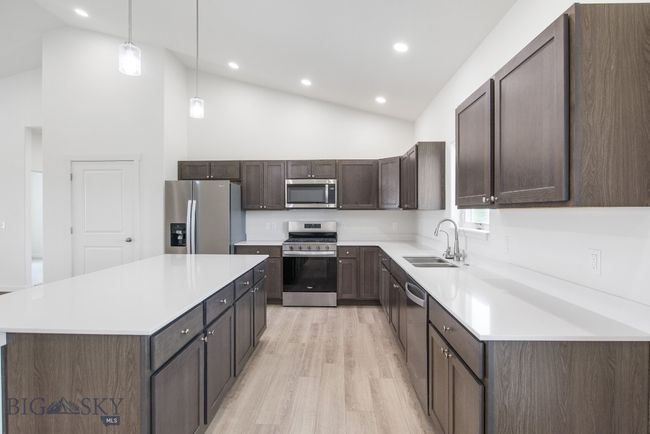 6 Durango Trl, House other with 3 bedrooms, 2 bathrooms and null parking in Three Forks MT | Image 11
