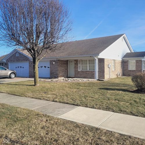 8105 Bentley Farms Dr, Indianapolis, IN, 46259-5706 | Card Image
