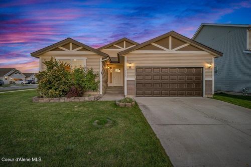 3334 N Woodford St, Post Falls, ID, 83854-7883 | Card Image