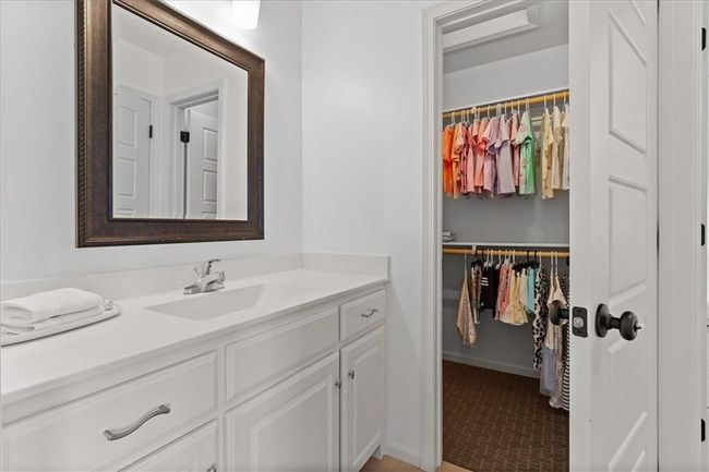 15945 W 165 Th St, House other with 5 bedrooms, 5 bathrooms and null parking in Olathe KS | Image 26