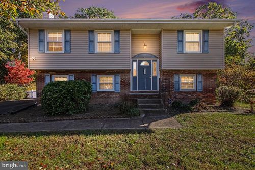 837 Salem Drive, FREDERICKSBURG, VA, 22407 | Card Image