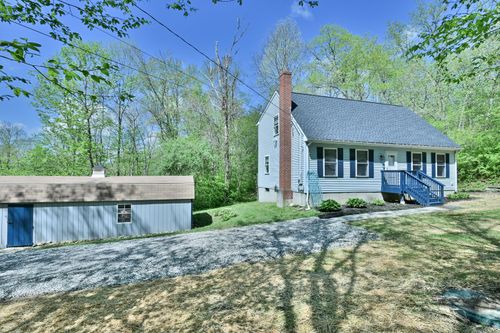 31 Pumpkin Hill Rd, Chaplin, CT, 06235-2101 | Card Image