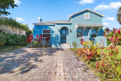 301 Hawthorne Dr, Lake Park, FL, 33403-2731 | Card Image