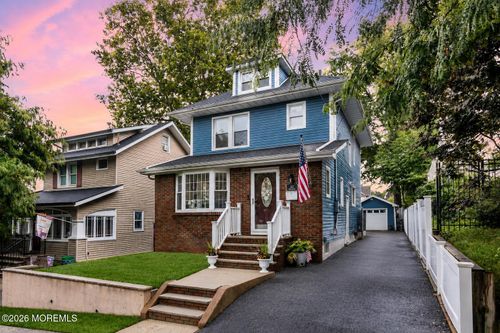 247 Post Avenue, Lyndhurst, NJ, 07071 | Card Image
