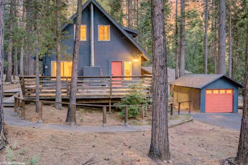 1462 Pine Dr, Arnold, CA, 95223-9563 | Card Image