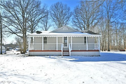 3578 Homewood Ave, Hubbard, OH, 44425-2520 | Card Image