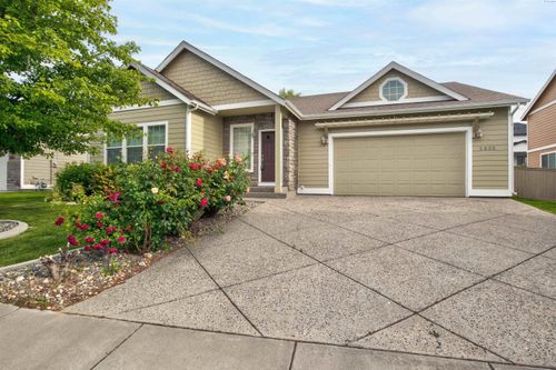 5605 W 14th Ave, Kennewick, WA, 99338 | Card Image