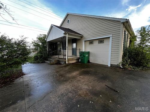 802 Summit St, Butler, MO, 64730 | Card Image