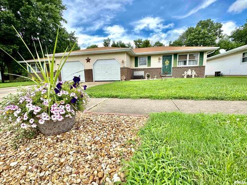 apt-b-12B Gettysburg Dr, Jacksonville, IL, 62650-1497 | Card Image