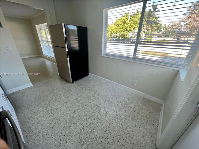 2207 - 2209 Ne 15th Ave, Home with 1 bedrooms, 1 bathrooms and null parking in Wilton Manors FL | Image 8