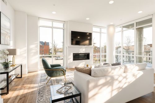 310-20 Rutledge St, Nashville, TN, 37210-2291 | Card Image