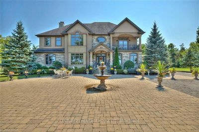 4025 Niagara River Pky, House other with 6 bedrooms, 4 bathrooms and 14 parking in Fort Erie ON | Image 1