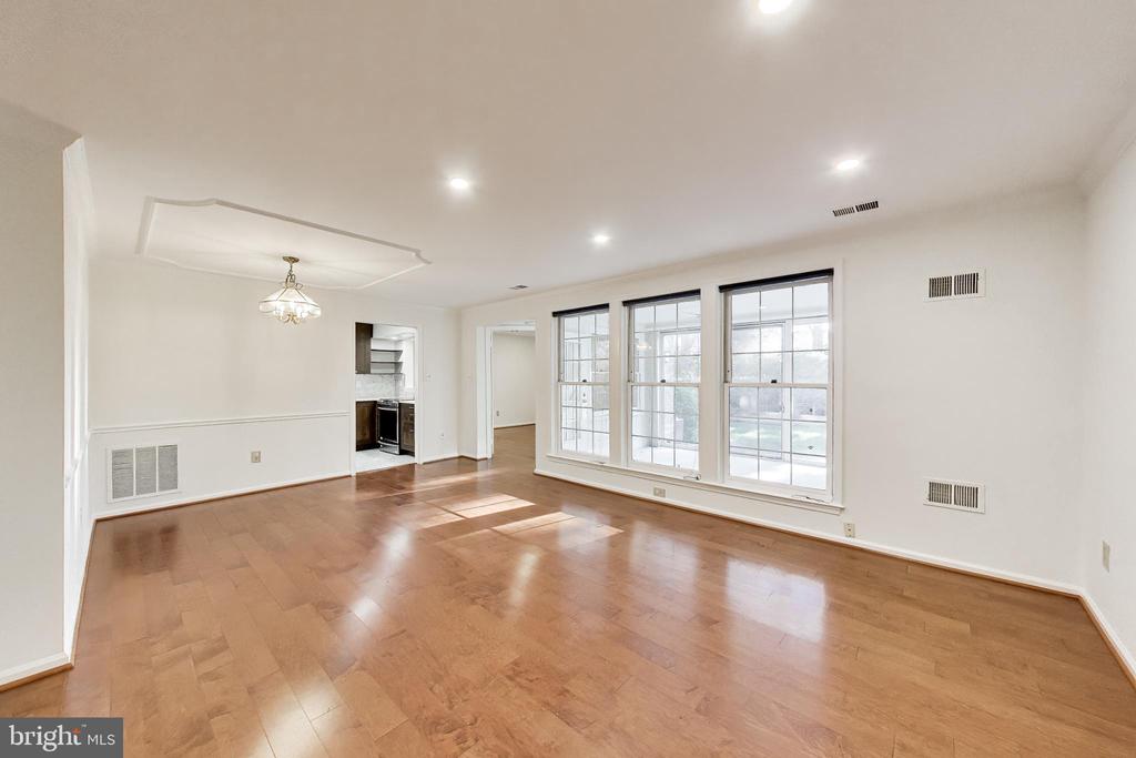 Residential Lease in ROCKVILLE 3