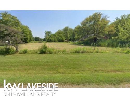 51910 S Foster Rd, Chesterfield, MI, 48047-3561 | Card Image