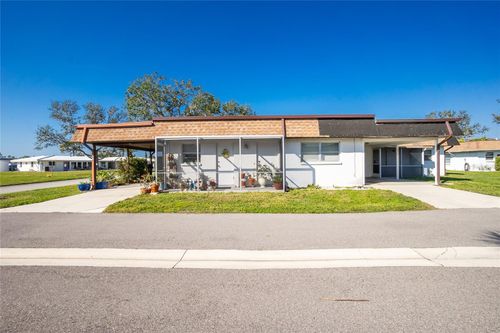 v9-672 Circlewood Dr, VENICE, FL, 34293-7023 | Card Image