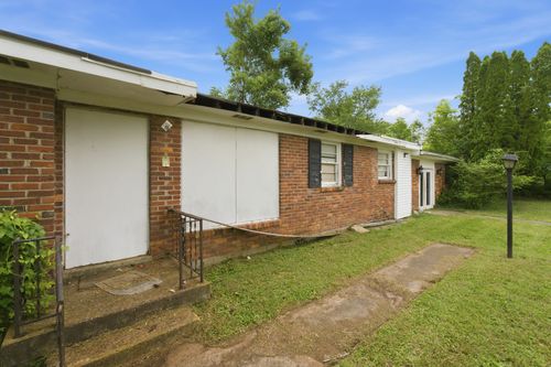 213 Rosehill Dr, Goodlettsville, TN, 37072-1610 | Card Image