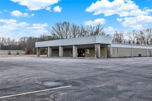 1428 Grandview Rd, Lake Milton, OH, 44429-9724 | Card Image