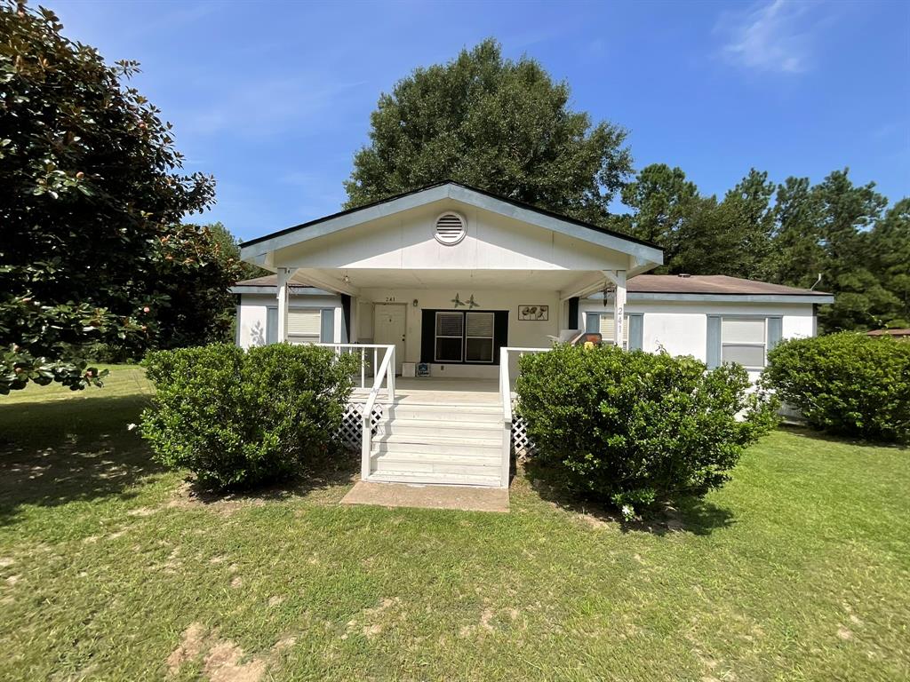 Whisper Dr, Nacogdoches, TX 75964