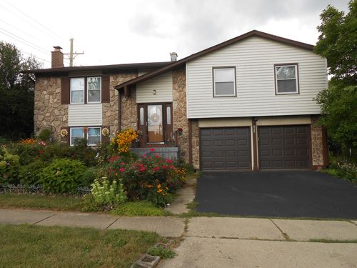 1603 Dakota Dr, Elk Grove Village, IL, 60007-2901 | Card Image