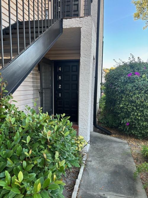 104-4821 Puritan Cir, TAMPA, FL, 33617-8344 | Card Image