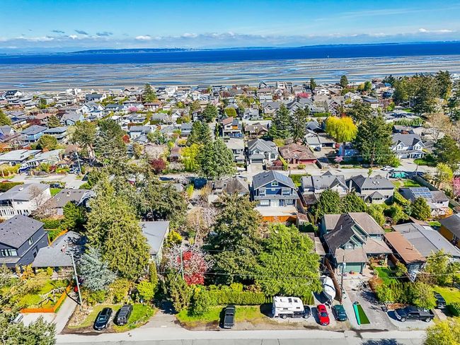 198 66 St, House other with 3 bedrooms, 1 bathrooms and 4 parking in Delta BC | Image 32
