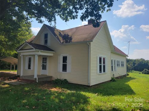 275 Hiddenite Church Rd, Hiddenite, NC, 28636-8169 | Card Image