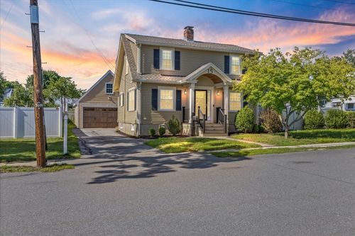 15 William St, North Andover, MA, 01845-3427 | Card Image