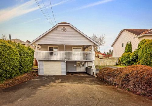 14782 107a Ave, Surrey, BC, V3R1V1 | Card Image