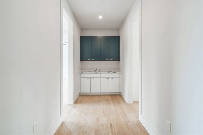 6 Back Shore Pl, House other with 6 bedrooms, 7 bathrooms and 5 parking in Gloucester MA | Image 4