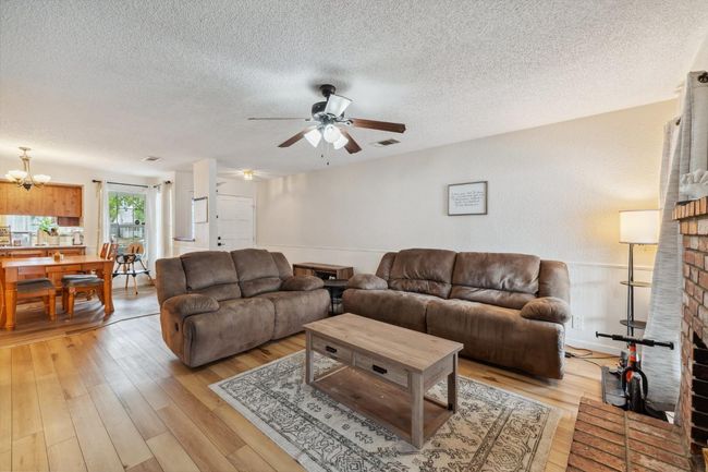 1045 Clover Ln, House other with 3 bedrooms, 0 bathrooms and null parking in Hanford CA | Image 7